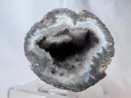 Agate Geode Rock Quartz Mineral Rock Metamorphic Nodule Specimen - $29.65