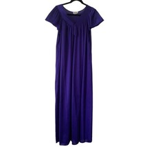 Vtg Small Vanity Fair Rich Purple Long Silky Nylon Nightgown Made In Usa - £22.83 GBP