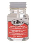 Testors Liquid Cement For Plastic 1 floz New - $206.80 MXN