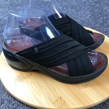 BZees Womens Knockout Sandals 7.5M Black Gel Comfort Wedge Satin Stretch - $28.50