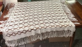 Vintage Crochet Bedspread Or Tablecloth - 42x40” - $464.39 MXN