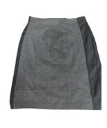 Skirt Medium -Worthington Gray &amp; Black Colorblock Skirt – Size 8 - $79.66 MXN