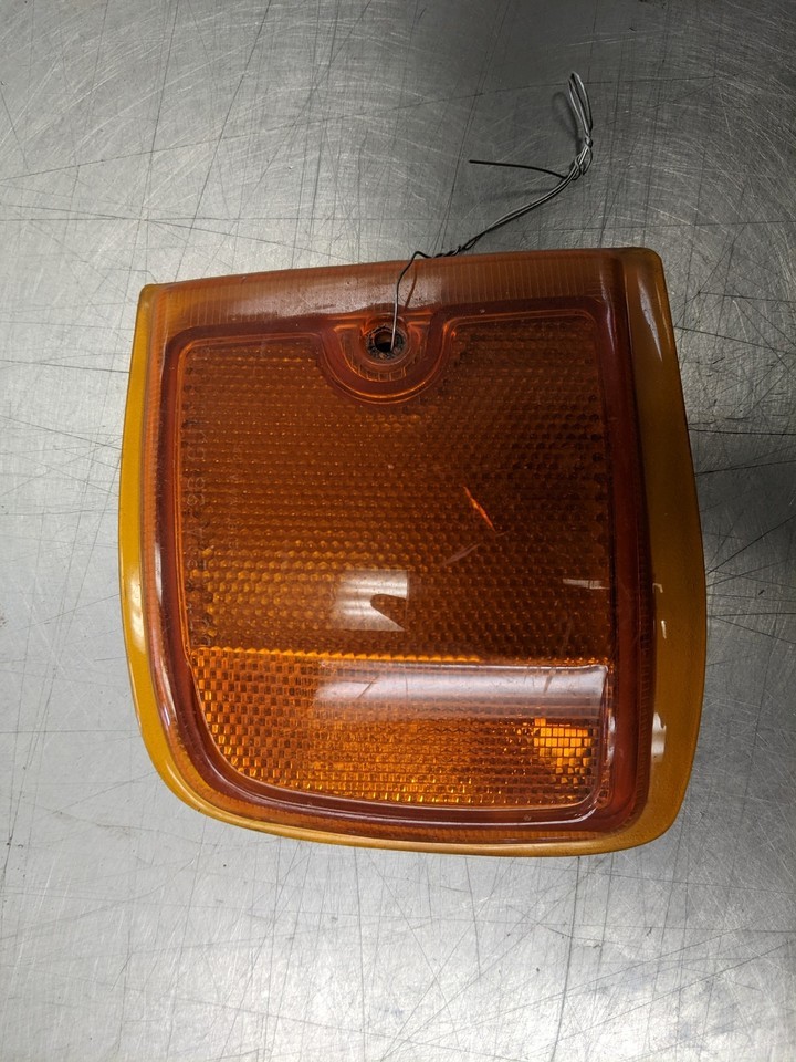 Driver Left Side Marker For 96-02 Chevrolet Express 1500  5.3 - $25.94