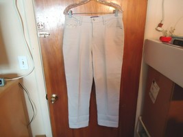 Gloria Vanderbilt Amanda Size 10 Missy Short Off White / Beige Color Pants - £18.61 GBP