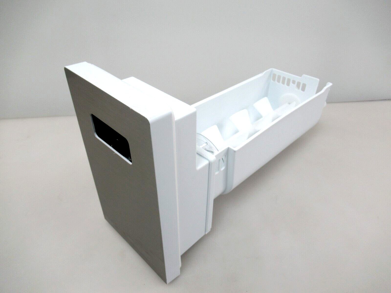 New Genuine OEM Midea Refrigerator Ice Box Container 12131000079978 - $86.35