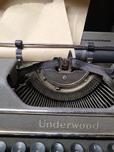1947 Underwood Champion Typewriter, Grey, Pica Typeface with Case - Read - €127,44 EUR