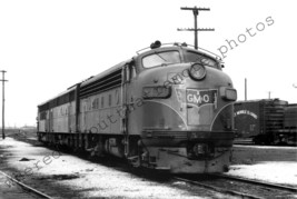 Gulf Mobile &amp; Ohio GM&amp;O 813A EMD F7A Chicago ILL 1966 Photo - £11.84 GBP