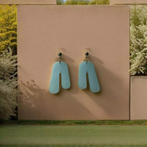 Charming Light Green Dangle Drop Earrings - Classic &amp; Versatile - £6.55 GBP