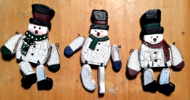 TJMax Dangle Legs &amp; Arms Snowmen Christmas Ornaments Crackle Paint Set Of 3 - £6.71 GBP