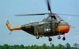 Framed 4&quot; X 6&quot; Print of a U.S. Army Sikorsky H-19 &quot;Chickasaw&quot; Helicopter. - £11.61 GBP
