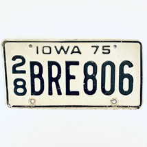 1975 United States Iowa Delaware County Passenger License Plate 28 BRE806 - $223.89 MXN