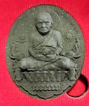 Thai  Amulet Phra LP. Thuad  b.e.2556 (2013)Rare Real. - $742.38 MXN