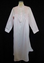 Vtg Collette Miss Elaine Nightgown S Flannel Back Satin Pink Smocked Embroidered - £23.52 GBP