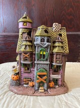 1987 Geo Z Lefton Colonial Village Halloween House Ceramic Halloween TWD 06332 - £76.54 GBP