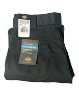 Dickies Relaxed Fit Cargo Pants Straight Leg Easy Care 30x32 - $27.22 CAD