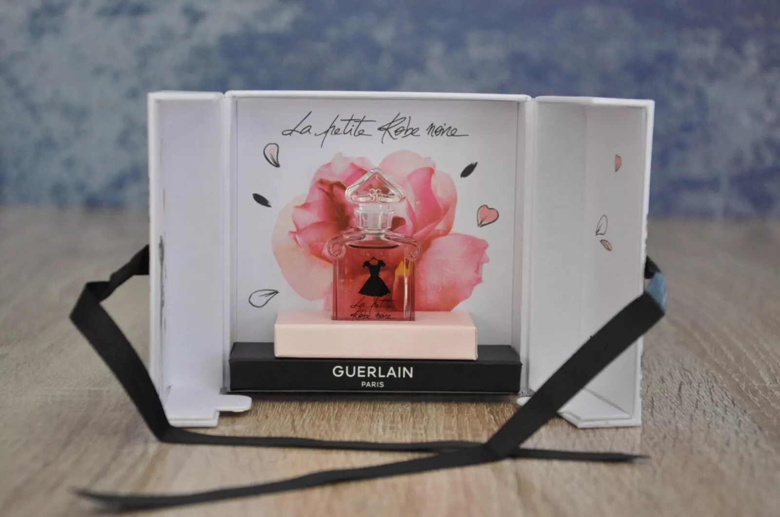 La Petite Robe Noire Guerlain EDP 5ml Miniature, New in Box - £66.50 GBP