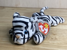 148 blizzard the white tiger thumb200