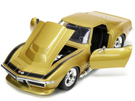 1969 Chevrolet Corvette Stingray ZL-1 Gold Metallic with Black Stripe "Bigtime M - £31.38 GBP