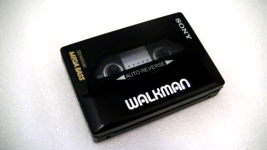 VINTAGE SONY WALKMAN CASSETTE PLAYER WM-A602/B602 - £140.75 GBP