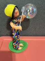 vtg Annalee Doll 8&quot; Beth&#39;s Bubble 1999 #2363 Whimsical Blowing big bubble - $15.83