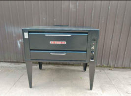 BLODGETT 951 NATURAL DECK GAS SINGLE PIZZA OVEN WITH  NEW STONES - $2,272.05