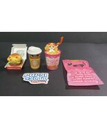Zuru Mini Brands - Kawaii Mixed Lot (C)   - $363.55 MXN