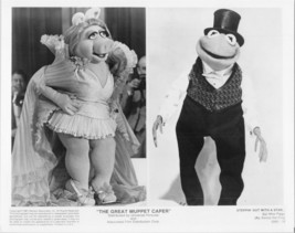 The Great Muppet Caper 1981 original 8x10 photo Miss Piggy &amp; Kermit The Frog - £18.67 GBP