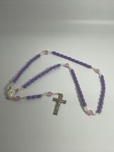 Vintage White Purple Pink Beaded Inri Silver Tone Cross Rosary Estate Fi... - $14.84