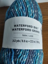 1 Skein Loops and Threads Teal Yarn - £4.67 GBP