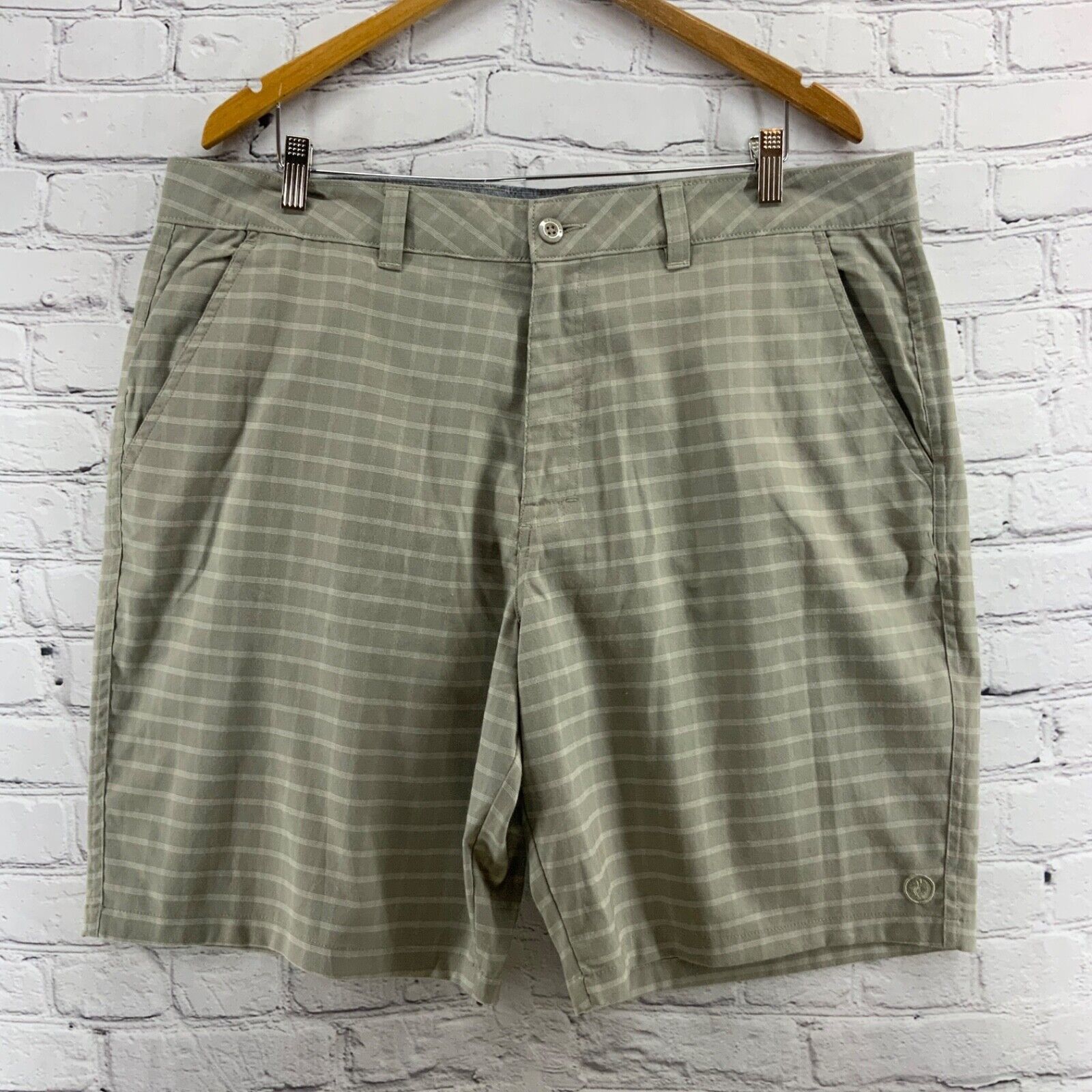 Primary image for Hang Ten Golf Shorts Mens Sz 40 Tan Plaid 