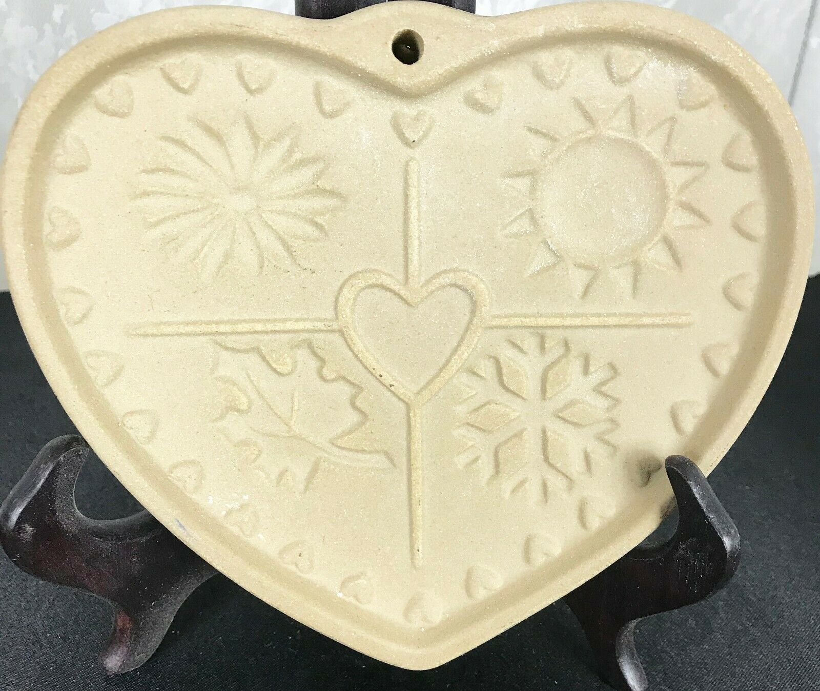 1997 Pampered Chef Seasons of the Heart Cookie Mold Family Heritage Collection - £11.19 GBP