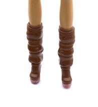 Mattel Barbie Life in the Dream House Tall Brown Boots With Pink Heels - £7.82 GBP