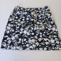 Tape Measure D2ABMF93T Women’s Black/White Floral Stretch Skirt Size 14 Waist 30 image 2