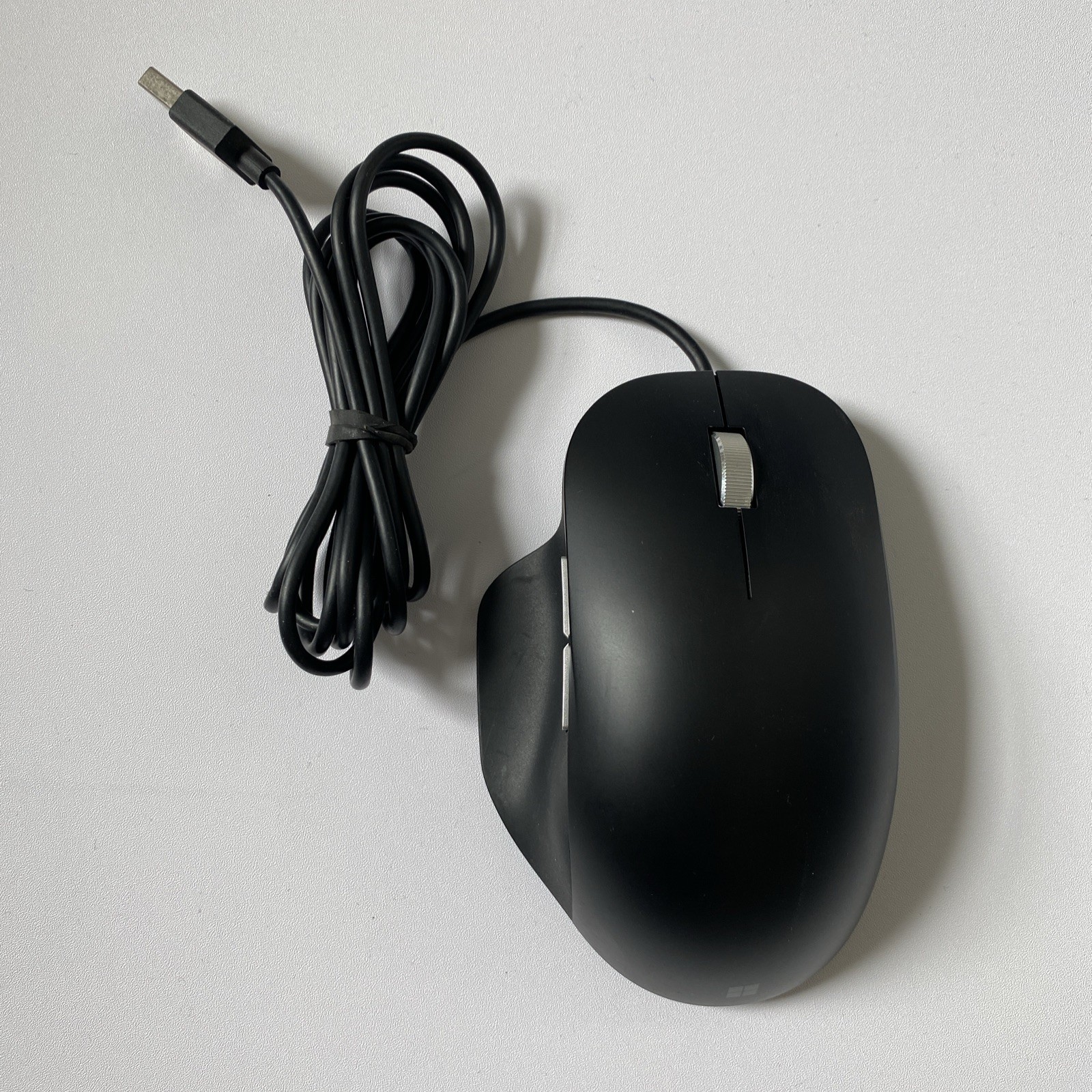 Microsoft - Ergonomic Wired Mouse -  Original - RJG00001 - Black - GRADE B - $9.31
