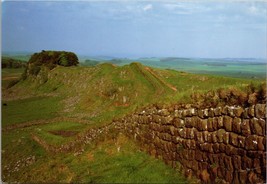 Hadrian&#39;s Wall Northumberland Postcard PC578 - £3.89 GBP