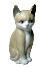 Vintage Otagiri Japan Ceramic Tan White Cat Figurine 6&quot; - $13.30