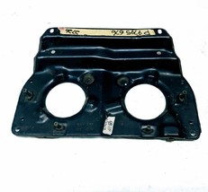 GM 9795676 1969 Pontiac Full Size RH Passenger Headlight Body Mount Genu... - $671.22 MXN
