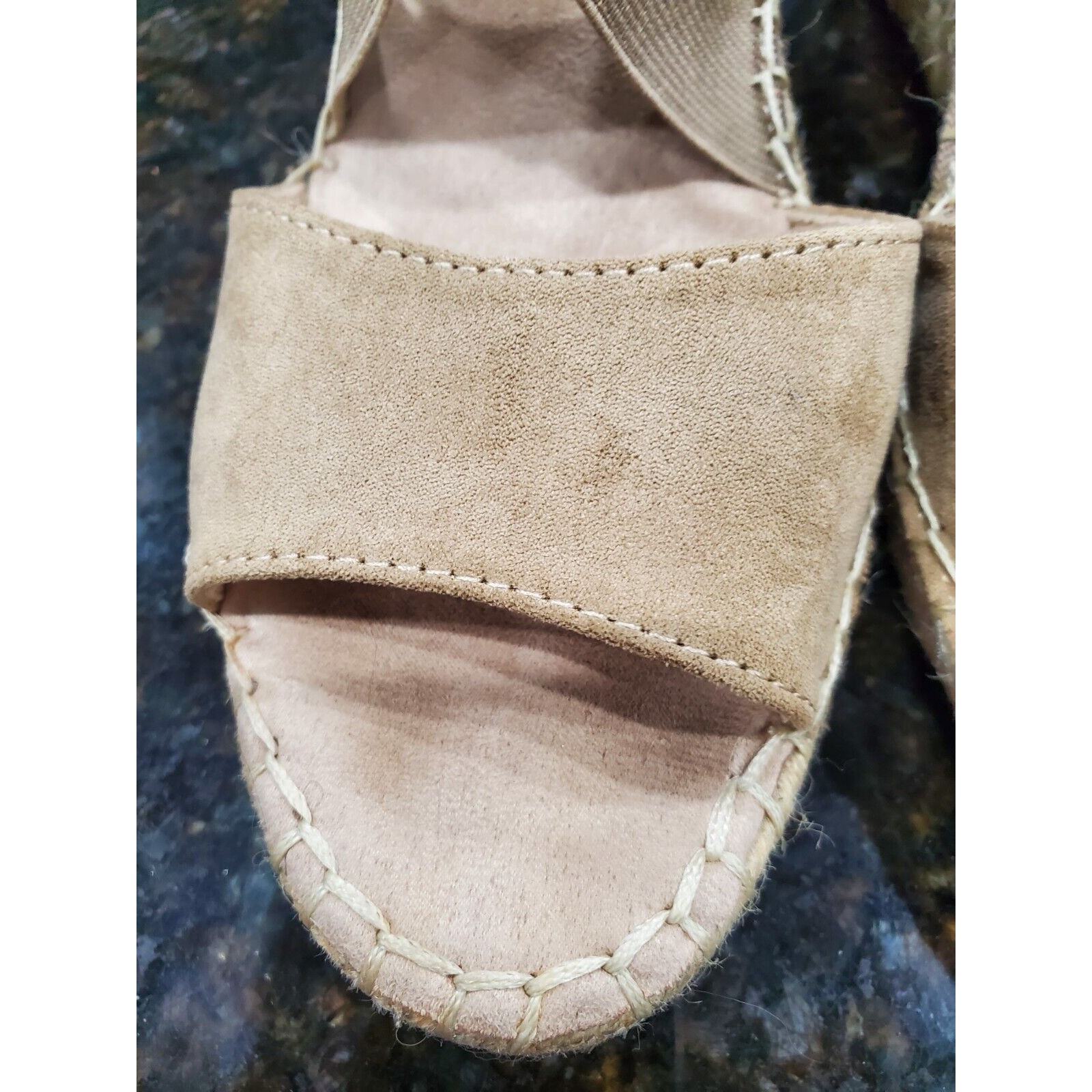Sonoma Beige Women Suede Leather Flip -Flops Open Toe Casual Sandals Size 9.5 Item image 4