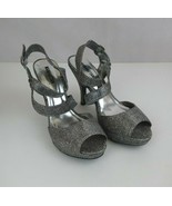 New Manhattan Collection Trench Silver Metallic Glittery Stiletto Heels ... - $40.58 CAD