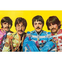 THE BEATLES SGT. PEPPER&#39;S LONELY HEARTS CLUB BAND POSTER 24 x 36 INCHES - £19.97 GBP