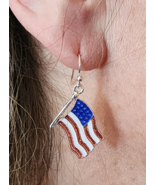 American Flag Earrings - $259.25 MXN