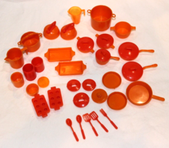 Vintage Lot Of 38 Pieces 1970’s Barbie Dream House Kitchen Pots Dishes More! - £19.98 GBP