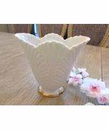 Lenox Corinthian Leaf Fan Floral Vase 6&quot;H USA Gold Rimmed Short Footed - $459.42 MXN