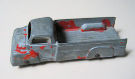 VINTAGE TOOTSIETOY Red LONG BED PICKUP TRUCK  4 1/8&quot;  - £8.00 GBP