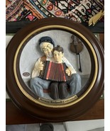 Edwin M. Knowles China Co. Norman Rockwell Plate &quot;THE MUSIC MAKER&quot; - $475.23 CAD
