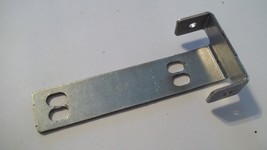 Whirlpool Wall Oven Model RBS305PDQ6 Bracket 4450813 - £9.35 GBP