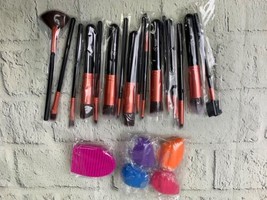Makeup Brushes 18PCs Makeup Brushes Set with 4PCs Beauty Blender Sponge - £19.36 GBP