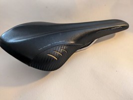 fi&#39;zi:k Arione Donna Wing Flex Carbon Rails Bike Seat Saddle Fizik 145 mm - £67.53 GBP