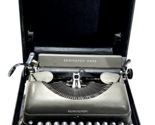 Vintage Remington Rand De Luxe Manual Typewriter w/ Carrying Case Works ... - £156.93 GBP