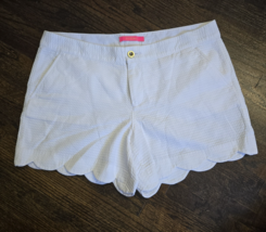 Lilly Pulitzer White Textured 100% Cotton Scalloped Hem Shorts Womens Si... - $31.99